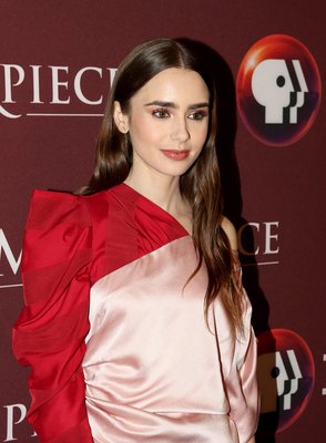 Lily Collins Poster 3738344
