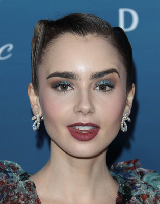 Lily Collins Poster 3738353