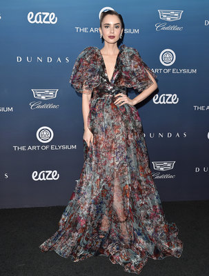 Lily Collins Poster 3738370
