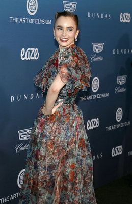 Lily Collins Poster 3738374