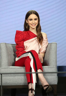 Lily Collins Poster 3738387