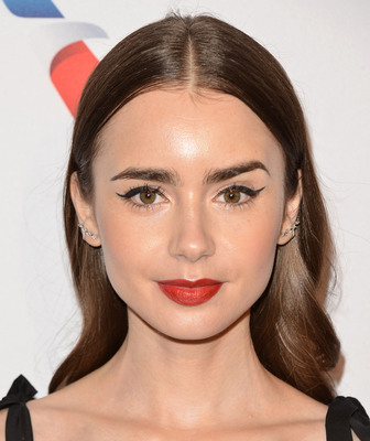Lily Collins Poster 3738414