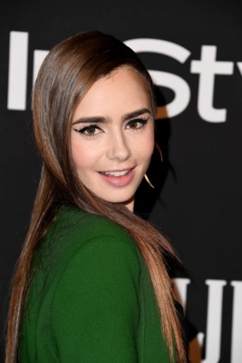 Lily Collins Poster 3738421