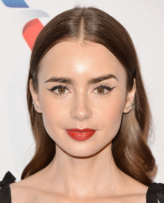 Lily Collins Poster 3738423