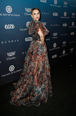 Lily Collins Poster 3738428