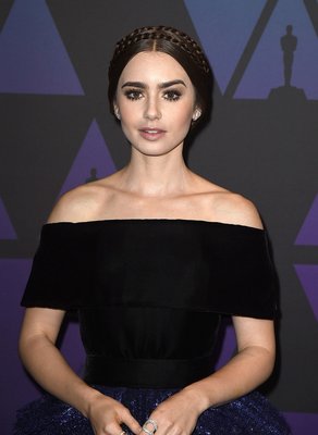 Lily Collins Poster 3757597