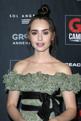 Lily Collins Poster 3757669