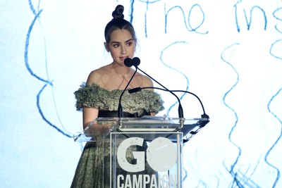 Lily Collins Poster 3757684
