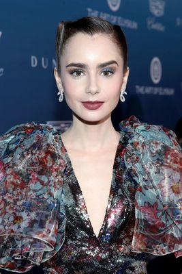 Lily Collins Poster 3757685