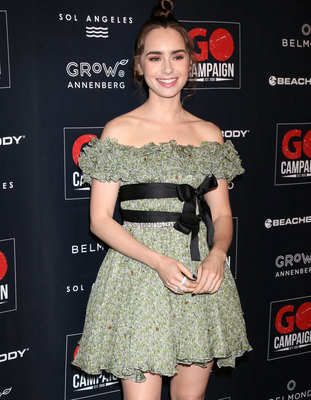 Lily Collins Poster 3790344