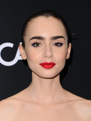 Lily Collins Poster 3790352