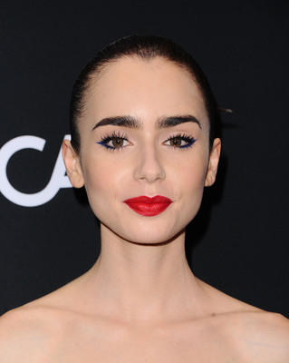Lily Collins Poster 3790353