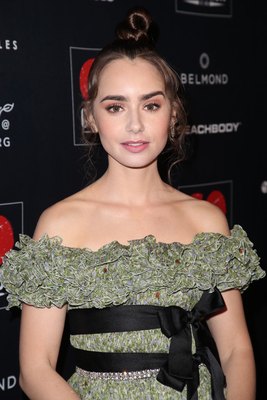 Lily Collins Poster 3790355