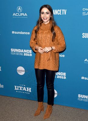 Lily Collins Poster 3790383