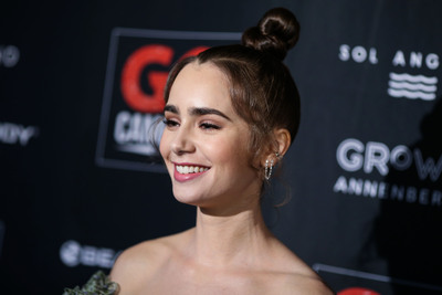 Lily Collins Poster 3790407