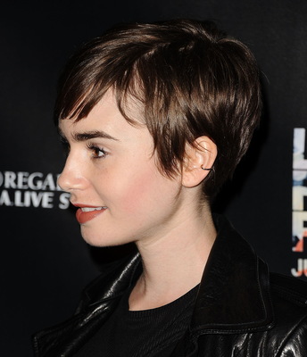 Lily Collins Poster 3790427