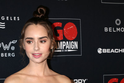 Lily Collins Poster 3790433