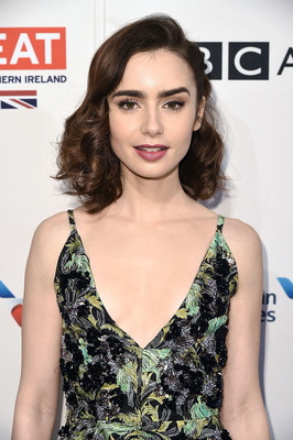 Lily Collins Poster 3790517