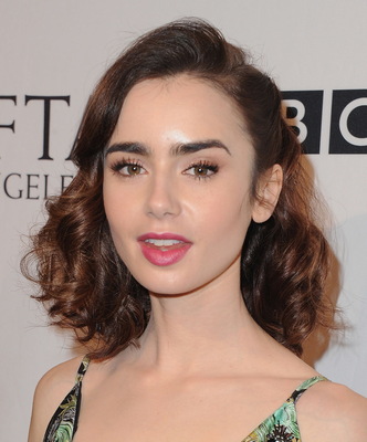 Lily Collins Poster 3790535