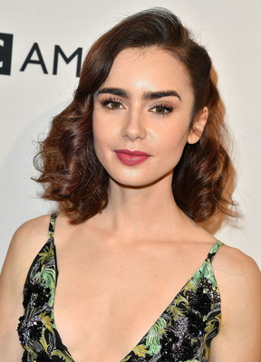 Lily Collins Poster 3790614