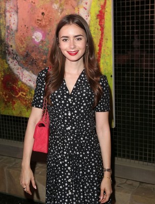 Lily Collins Poster 3790672
