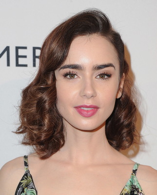 Lily Collins Poster 3790799
