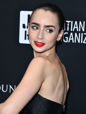 Lily Collins Poster 3790820