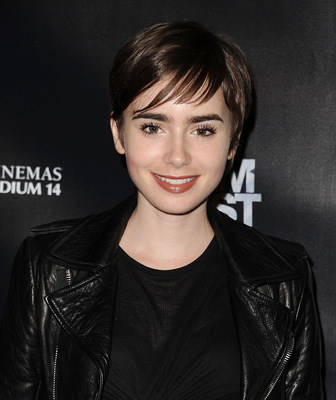 Lily Collins Poster 3790827
