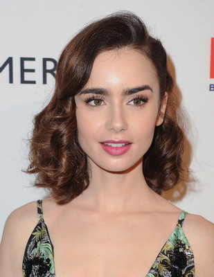 Lily Collins Poster 3790848