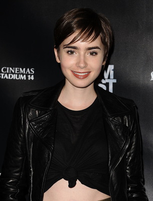 Lily Collins Poster 3790858