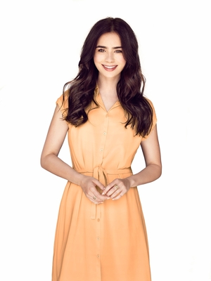 Lily Collins Poster 3816474