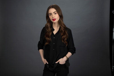 Lily Collins Poster 3816479