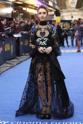 Lily Collins Poster 3829178