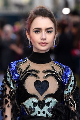 Lily Collins Poster 3829198