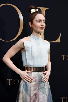 Lily Collins Poster 3829213