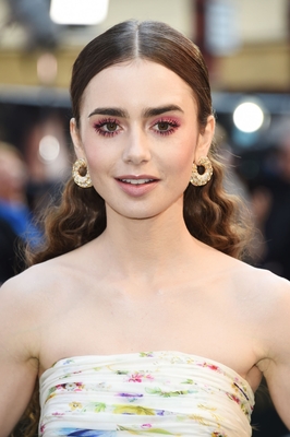 Lily Collins Poster 3829215