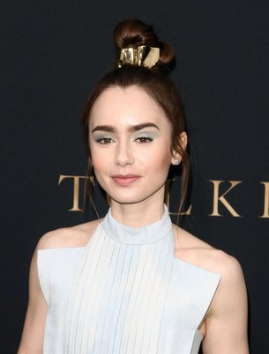 Lily Collins Poster 3829224