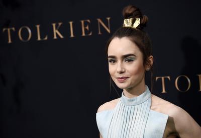 Lily Collins Poster 3829249