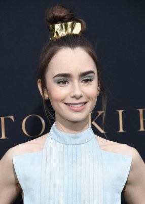 Lily Collins Poster 3829251