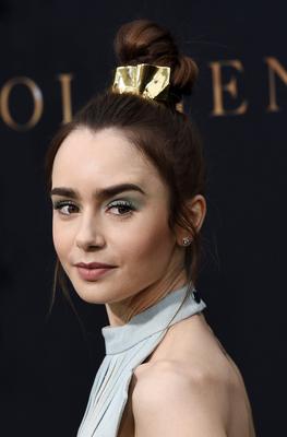 Lily Collins Poster 3829269