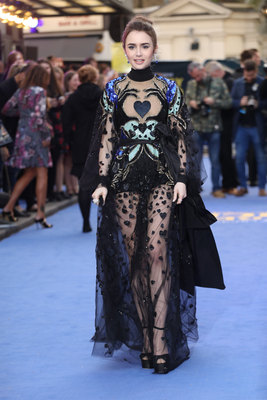 Lily Collins Poster 3829271