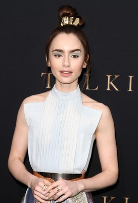 Lily Collins Poster 3829275