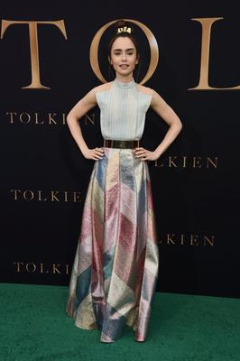 Lily Collins Poster 3829300