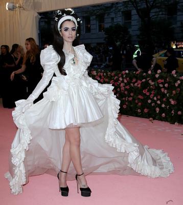 Lily Collins Poster 3829384