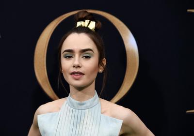 Lily Collins Poster 3829386