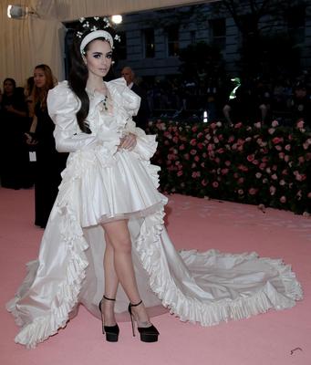 Lily Collins Poster 3829418
