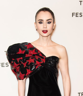 Lily Collins Poster 3829420