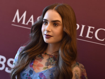 Lily Collins Poster 3857897