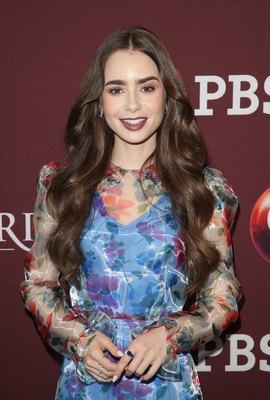 Lily Collins Poster 3857904
