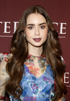 Lily Collins Poster 3857907